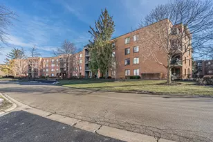 263 S Clubhouse Dr, Palatine, IL 60074 - Photo 17