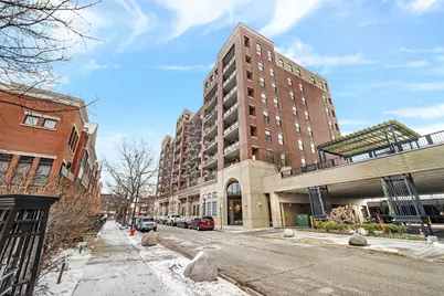 811 W 15th Place #610, Chicago, IL 60608 - Photo 23