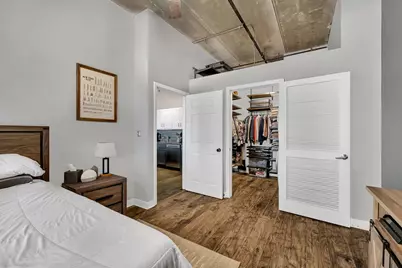 811 W 15th Place #610, Chicago, IL 60608 - Photo 13