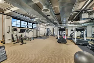 811 W 15th Pl, Chicago, IL 60608 - Photo 29