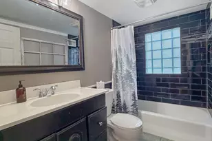 1126 W Stover St, Freeport, IL 61032 - Photo 19