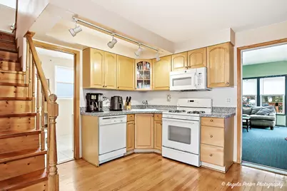 5106 W Westshore Drive, McHenry, IL 60050 - Photo 13