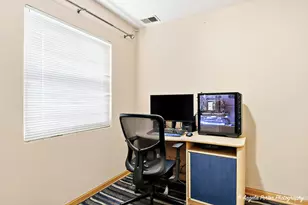 5106 W Westshore Dr, McHenry, IL 60050 - Photo 7