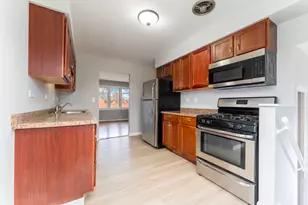 4904 W Hawthorne Ave, Hillside, IL 60162 - Photo 5