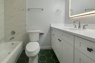 [Address not provided], Chicago, IL 60611 - Photo 9