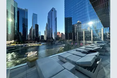 313 W Wolf Point Plaza #1910, Chicago, IL 60654 - Photo 23