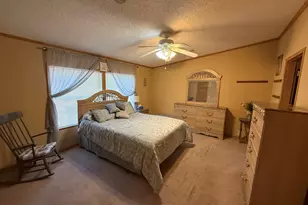 361 Daffodil Ln, Matteson, IL 60443 - Photo 13