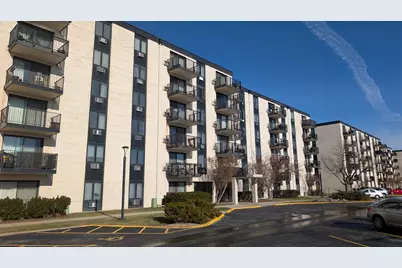 9128 W Terrace Drive #2D, Niles, IL 60714 - Photo 1