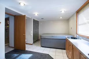 1133 Royal St George Dr, Naperville, IL 60563 - Photo 15