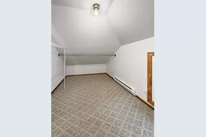 327 W Garfield Street, Freeport, IL 61032 - Photo 37