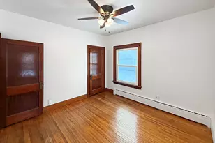 327 W Garfield St, Freeport, IL 61032 - Photo 19