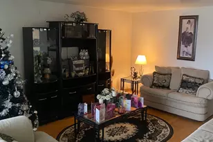 372 Bensley Ave, Calumet City, IL 60409 - Photo 3