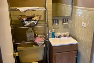 372 Bensley Ave, Calumet City, IL 60409 - Photo 15