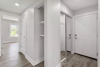 1303 W Estes Avenue #4E, Chicago, IL 60626 - Photo 9