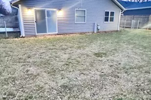 4 Ingleshire Rd, Montgomery, IL 60538 - Photo 9