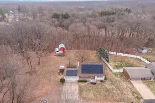 118 Gottlieb Ct, Creve Coeur, IL 61610 - Photo 33