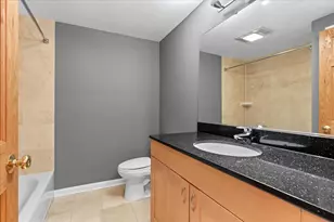 1523 N Ashland Ave, Chicago, IL 60622 - Photo 17