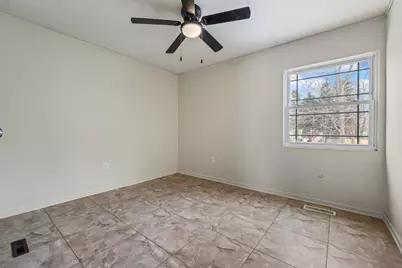 215 Mayfield Drive, Streamwood, IL 60107 - Photo 19