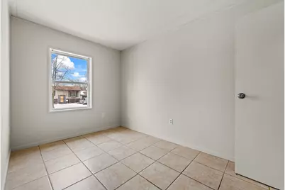 215 Mayfield Drive, Streamwood, IL 60107 - Photo 21