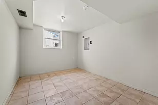 215 Mayfield Dr, Streamwood, IL 60107 - Photo 29