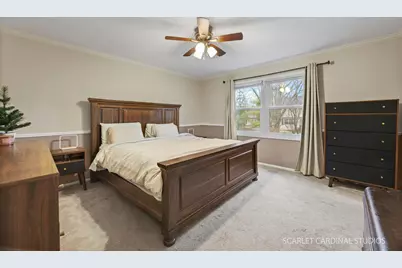 2221 Woodland Circle, Naperville, IL 60565 - Photo 9