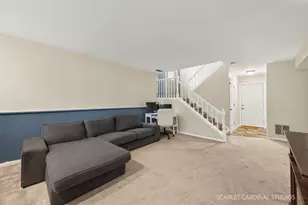 2221 Woodland Cir, Naperville, IL 60565 - Photo 15