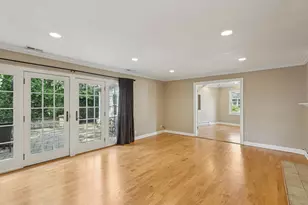 6619 Palma Ln, Morton Grove, IL 60053 - Photo 13