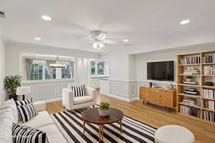 6619 Palma Ln, Morton Grove, IL 60053 - Photo 5