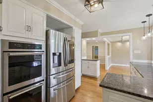 6619 Palma Ln, Morton Grove, IL 60053 - Photo 11