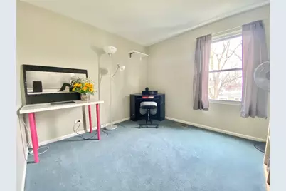 1949 Governors Lane, Hoffman Estates, IL 60169 - Photo 11