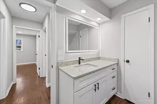 5005 N Avers Ave, Chicago, IL 60625 - Photo 17