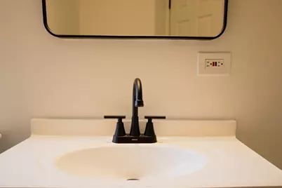 2001 W Fargo Avenue #1, Chicago, IL 60645 - Photo 7