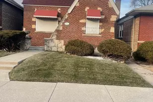 1534 E 86th Pl, Chicago, IL 60619 - Photo 1