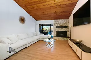 14533 Walden Ct, Oak Forest, IL 60452 - Photo 3