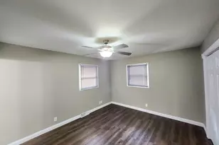 10227 Blazer Ct, Machesney Park, IL 61115 - Photo 11