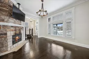 322 N Ashland Ave, La Grange Park, IL 60526 - Photo 7