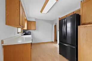 560 Beckman Dr, Kankakee, IL 60901 - Photo 3