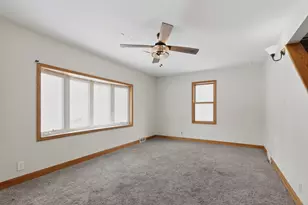 560 Beckman Dr, Kankakee, IL 60901 - Photo 9