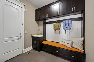 641 Lakeside Dr, Hinsdale, IL 60521 - Photo 33