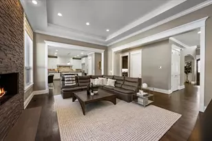 641 Lakeside Dr, Hinsdale, IL 60521 - Photo 21