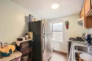 8151 S Bennett Ave, Chicago, IL 60617 - Photo 13