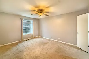 1206 Ballantrae Pl, Mundelein, IL 60060 - Photo 9