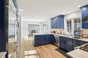 1443 Woodhill Dr, Northbrook, IL 60062 - Photo 7