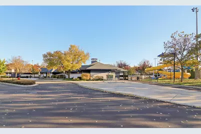 1443 Woodhill Drive, Northbrook, IL 60062 - Photo 49