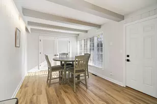 1443 Woodhill Dr, Northbrook, IL 60062 - Photo 13