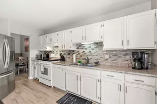 17565 Windsor Pkwy, Tinley Park, IL 60487 - Photo 9