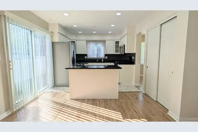 650 Shining Water Drive #650, Carol Stream, IL 60188 - Photo 7