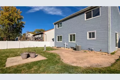 650 Shining Water Drive #650, Carol Stream, IL 60188 - Photo 9