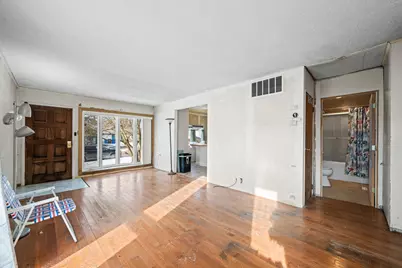 969 Berkley Street, Carpentersville, IL 60110 - Photo 5