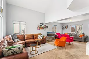 617 Lake Breeze Ct, Lake Villa, IL 60046 - Photo 3